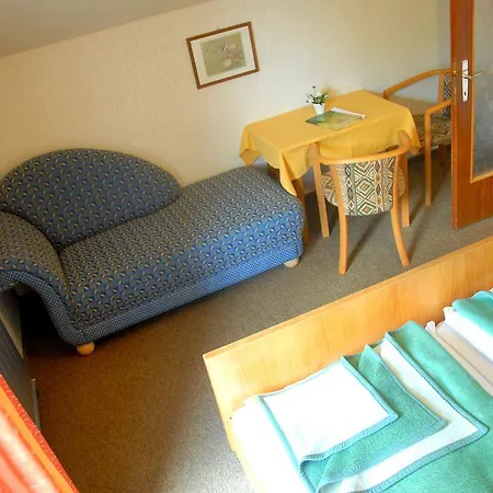 Fruehstueckspension Wiesenhaus B&B Miesenbach (Styria)